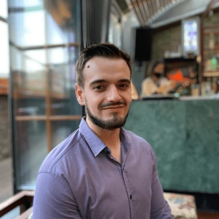 Sorin-Gabriel Marica, 全栈开发工程师 @ WebScrapingAPI